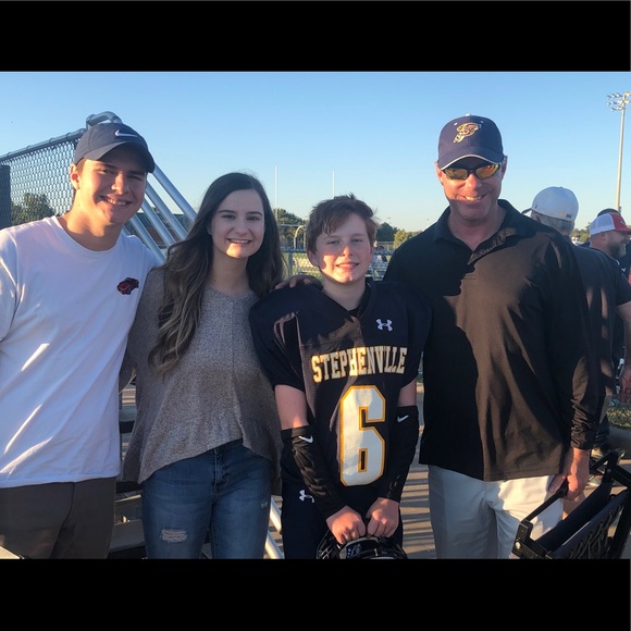 Meet your Posher, Haden - Picture 1 of 1